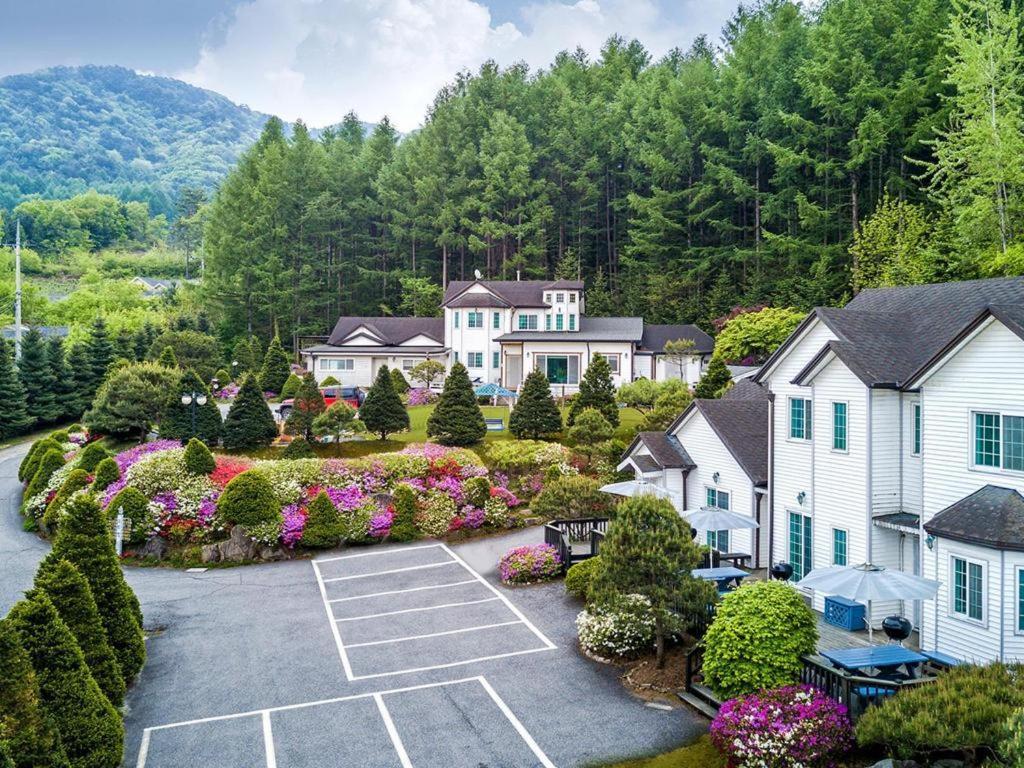 Pyeongchang Greenhill Pension ภายนอก รูปภาพ